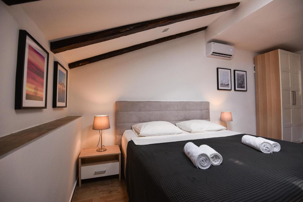 Old Town Inn بولا المظهر الخارجي الصورة
