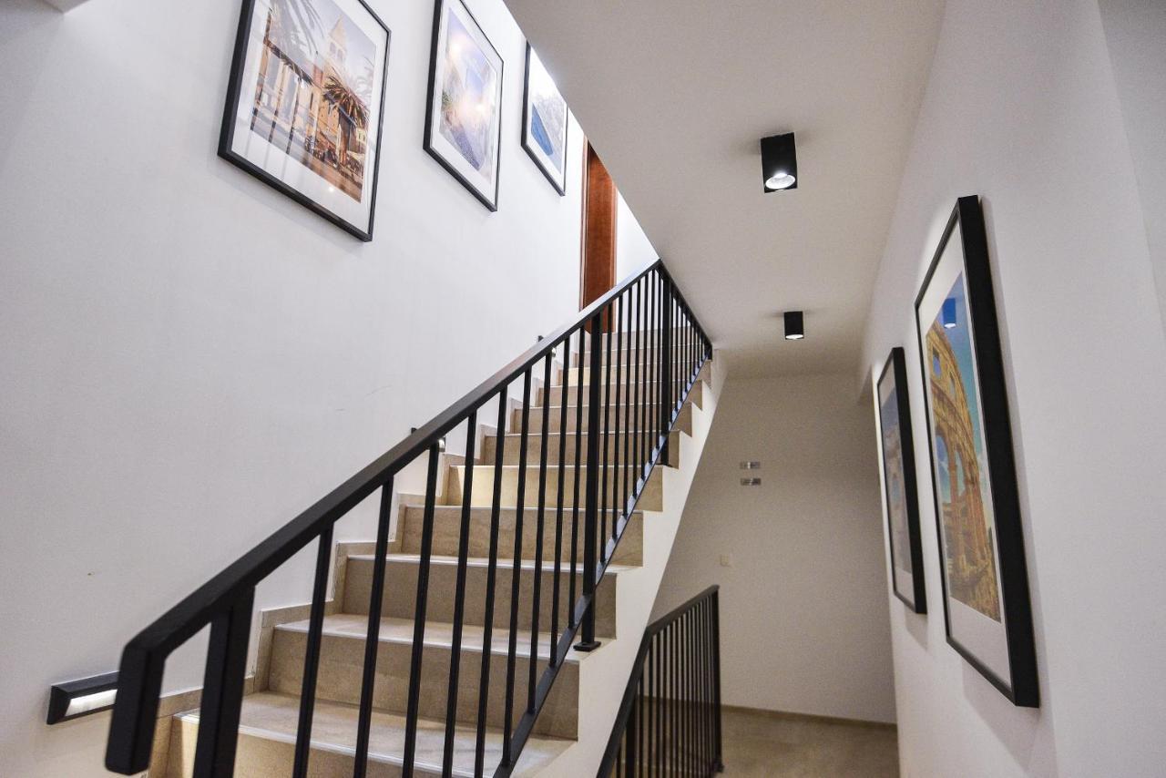 Old Town Inn بولا المظهر الخارجي الصورة